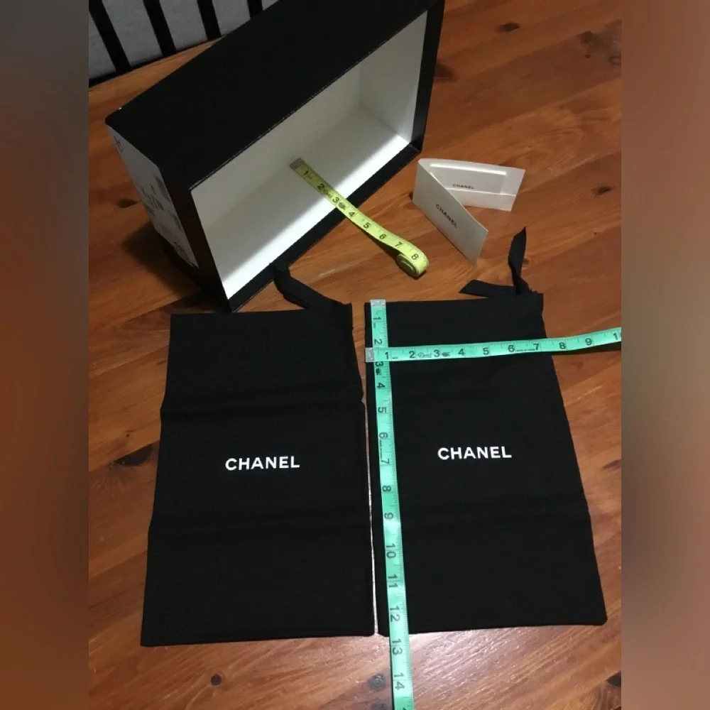 CHANEL EMPTY BOX W/2 NEW DUST BAGS SOME TISSUE BOOK-FINAL PRICE - Picture 13 of 16